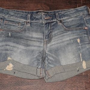 Women's Size 8 Blue Express Distressed Denim Shorts NWT